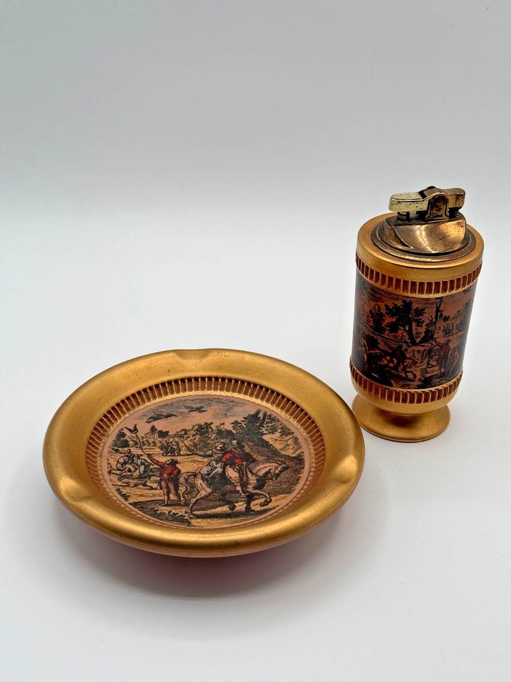 Vintage C Florentine Italy Ashtray Table Lighter Set Hunting Scene Gold NOS